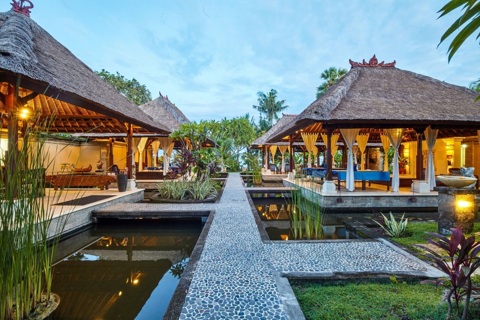 puri-bagus-lovina-bali-indonesia hotel image